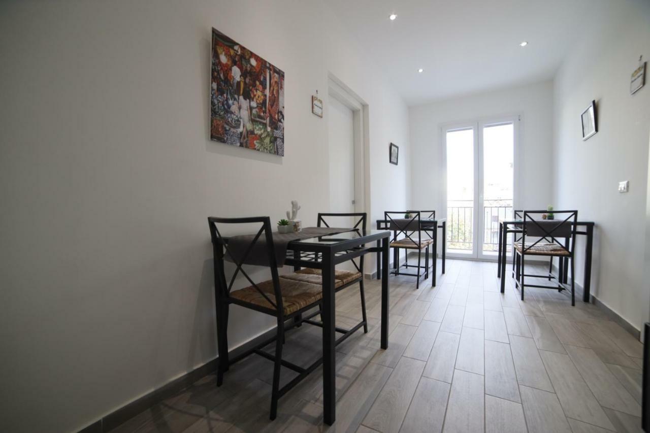Cavour37 Rooms Палермо Екстериор снимка