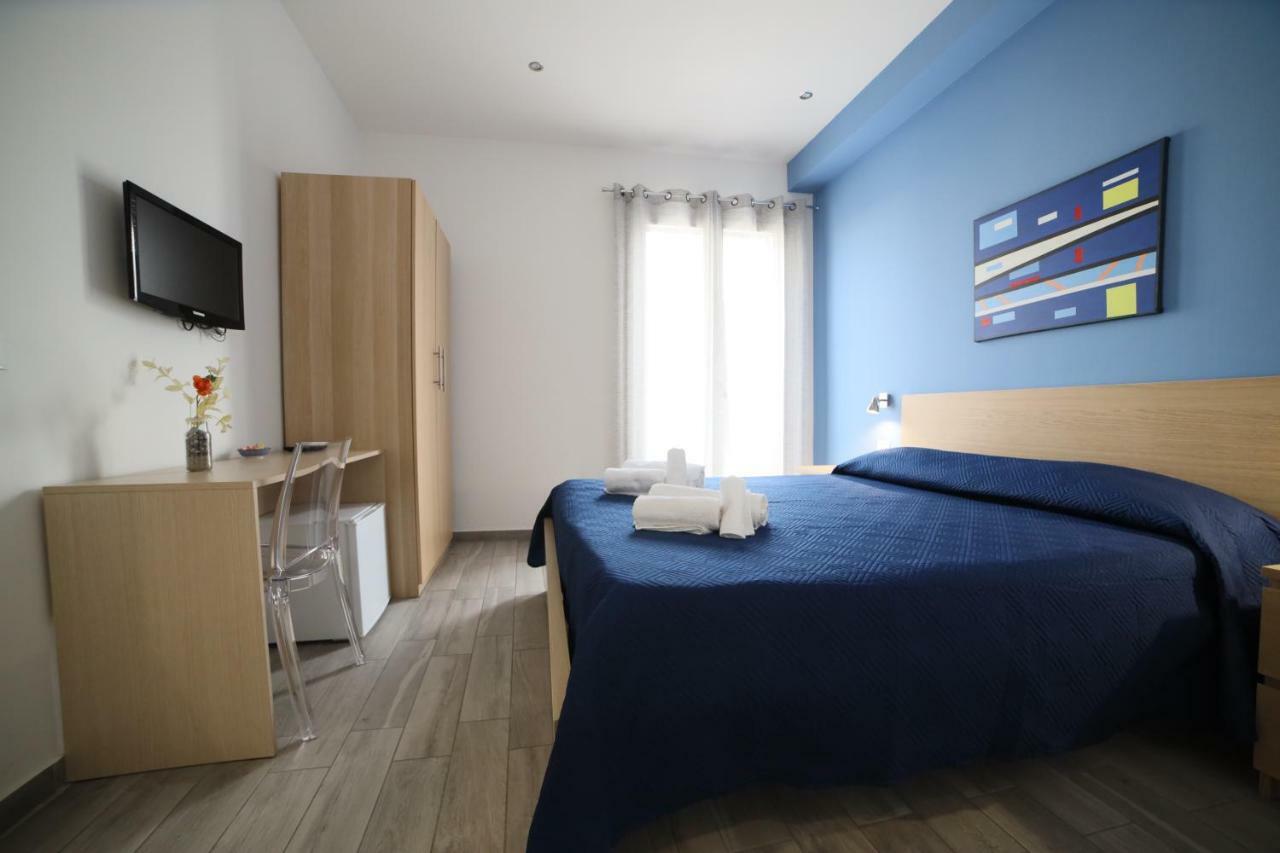 Cavour37 Rooms Палермо Екстериор снимка