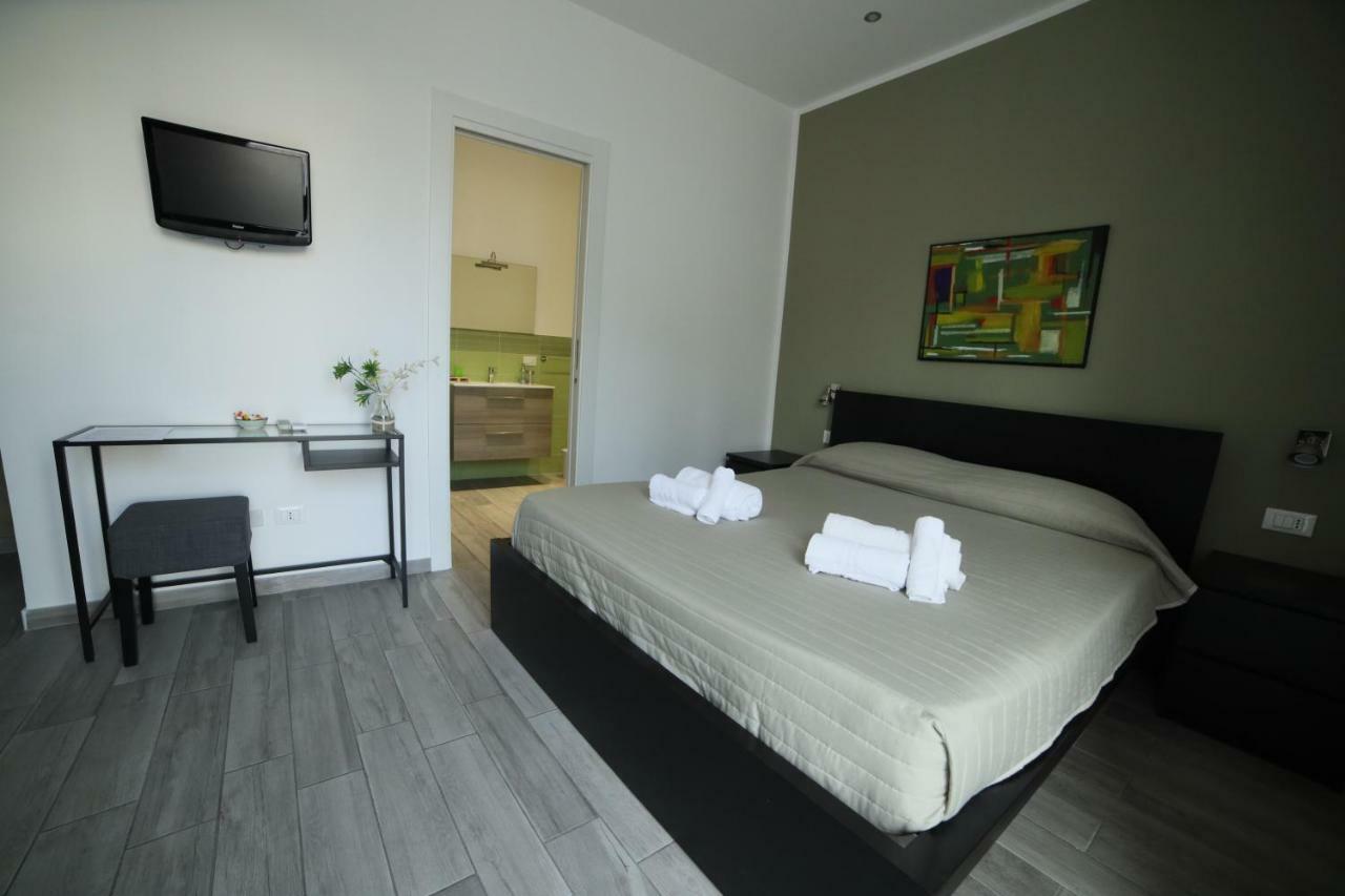 Cavour37 Rooms Палермо Екстериор снимка