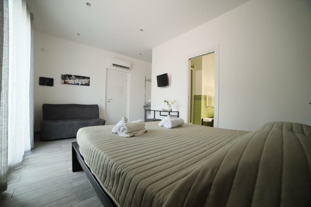 Cavour37 Rooms Палермо Екстериор снимка